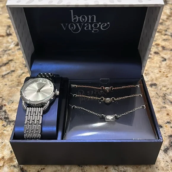 Jewelry Set - Picture 4 of 5